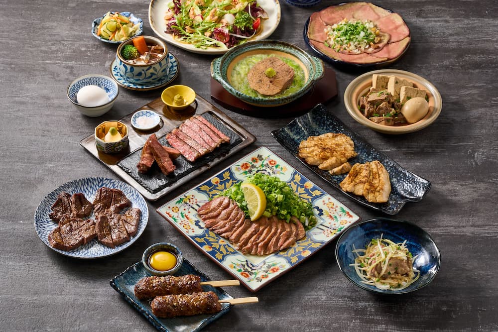 擁有超過30年歷史的炭火牛舌名店「東山牛舌」，將於 8月8日盛大插旗統一集團全新商場 Dream Plaza