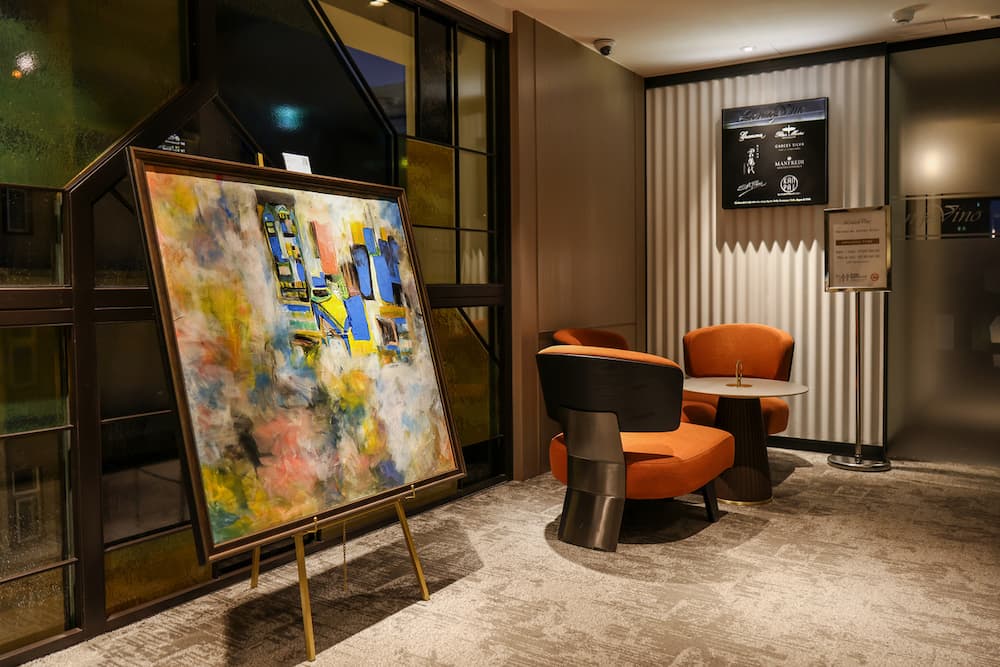 薛喻鮮 ╳ 慕舍酒店「MVSA繆思系列」畫作暨攝影個展—8F作品《cuatro caminos 我的家，窗外》