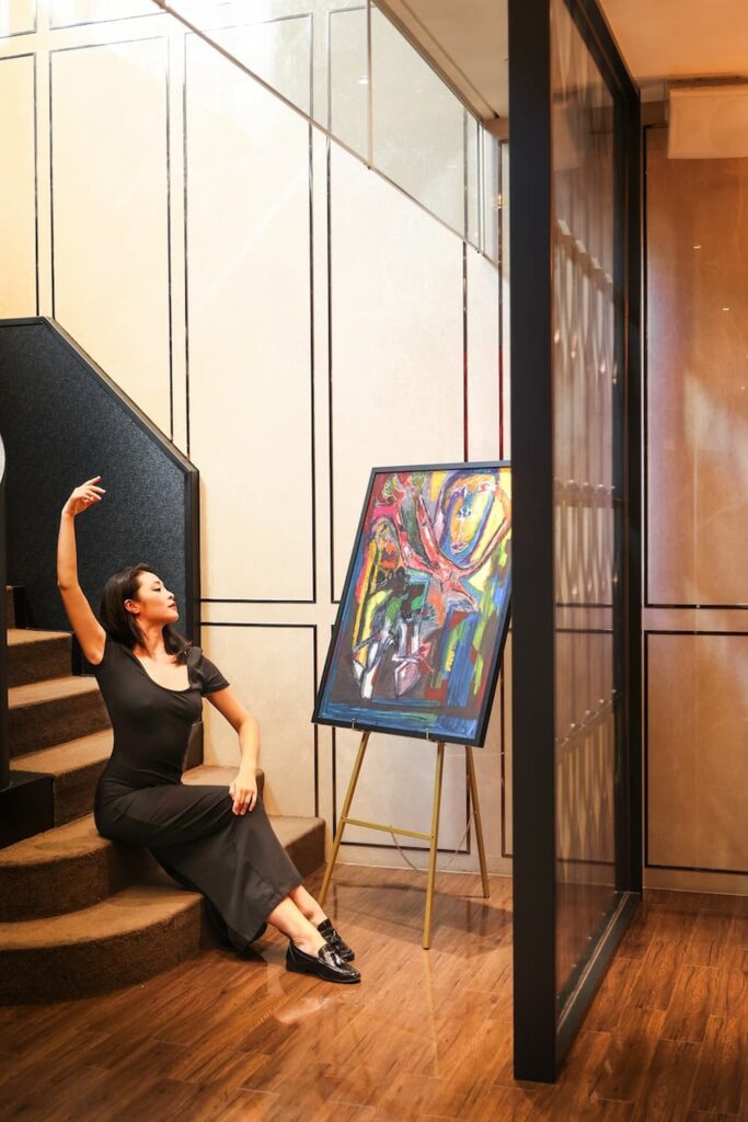 薛喻鮮 ╳ 慕舍酒店「MVSA繆思系列」畫作暨攝影個展—Lobby作品《我與很多很多》_001