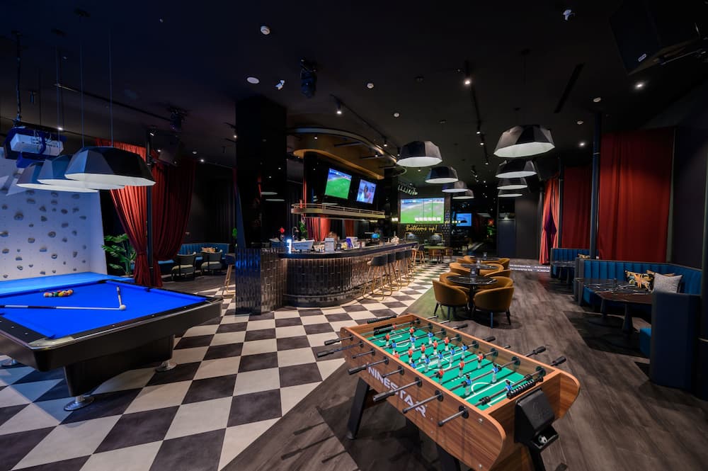 皮爾沙酒吧推出朝日生啤酒買二送一優惠