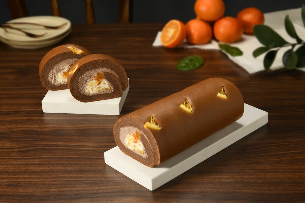 亞尼克X金家ㄟ真情獻禮，濟州橘風巧克力生乳捲，5種華麗柑橘相遇比利時巧克力，苦甜回「柑」，售價565元