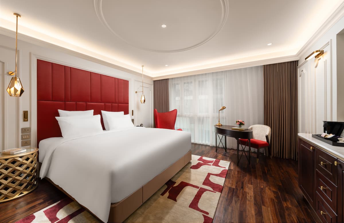 Hotel de l’Opera Hanoi – MGallery Collection – Deluxe King Room (02) – ©Tran Minh Ngoc.jpg