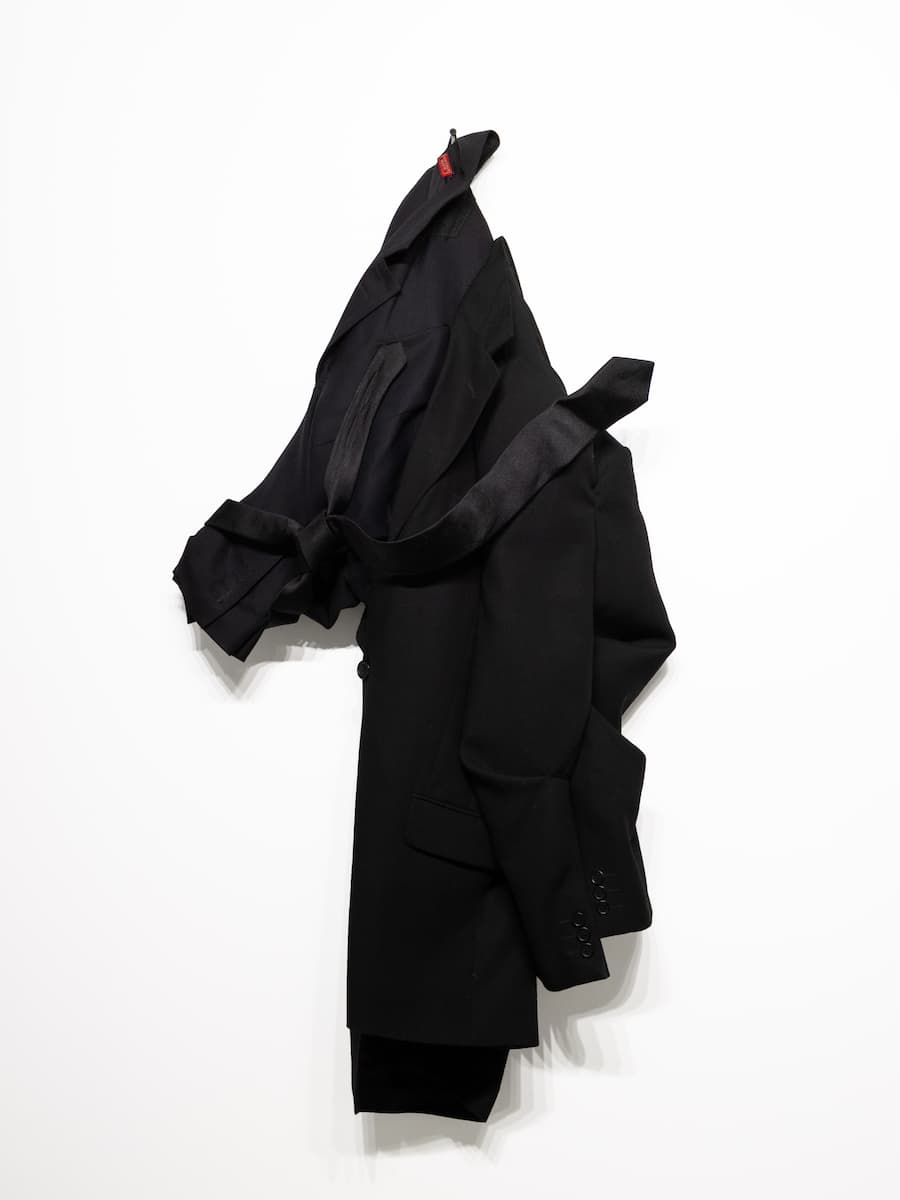 Kari Anne Helleberg Bahri, You can't beat it, 106x60x14cm, 2025, Mixed media