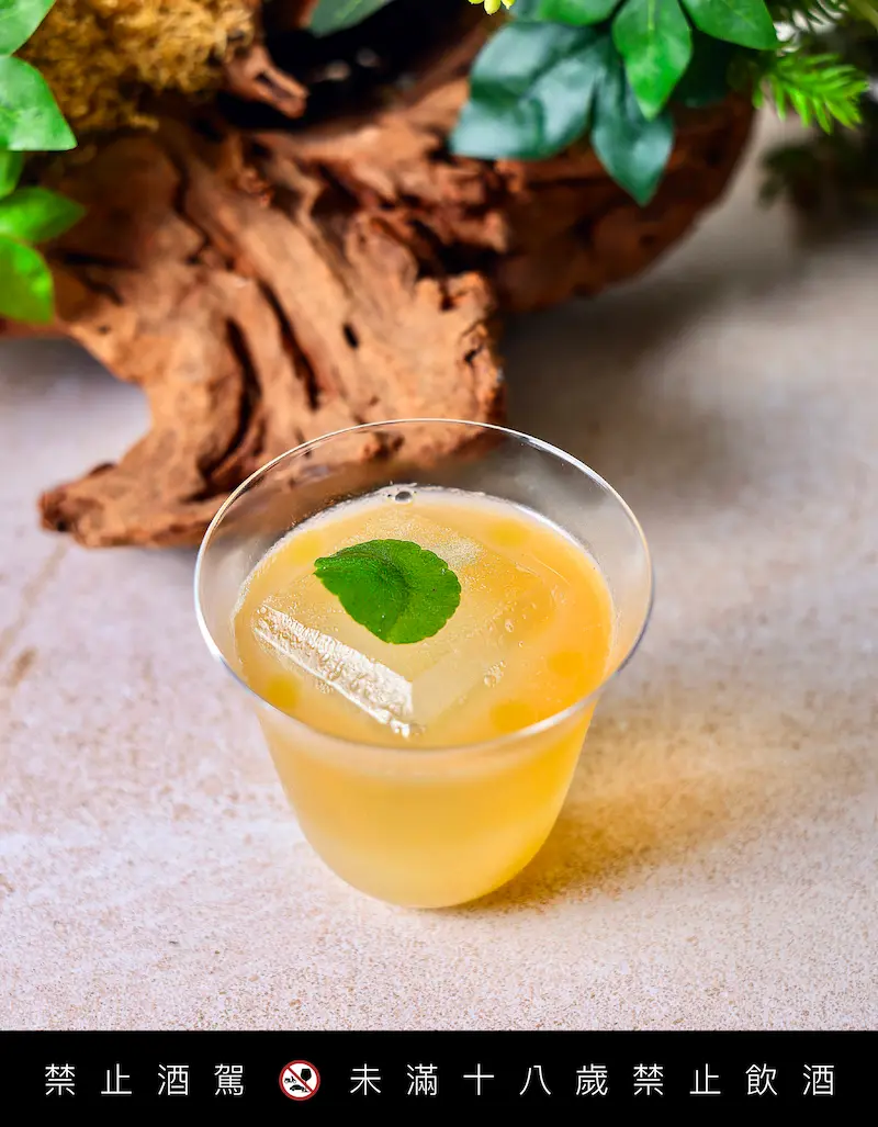 Lily pond 池塘，售價450元＋10％