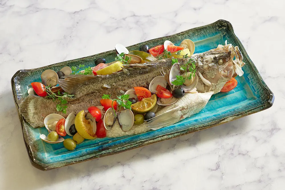 鉑麗安自助餐「歐洲經典主題自助餐」的義式水煮魚是義大利南部非常經典的海鮮料理。