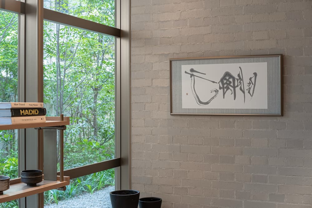 Zentis Osaka以「傳承與演化」為核心主題，將兩位藝術家將 11 件原創作品佈置於酒店各個角落