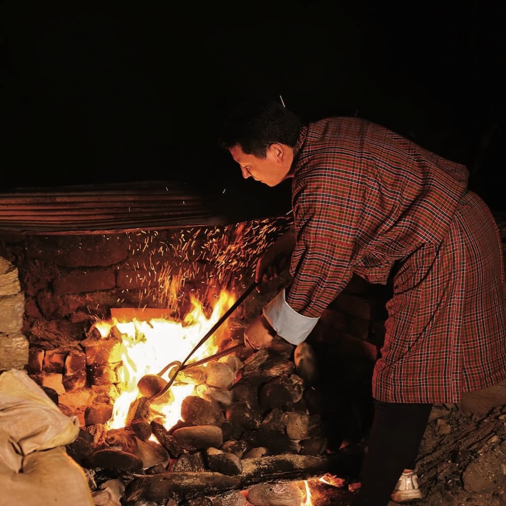 2026不丹旅遊，不丹民宿的熱石浴