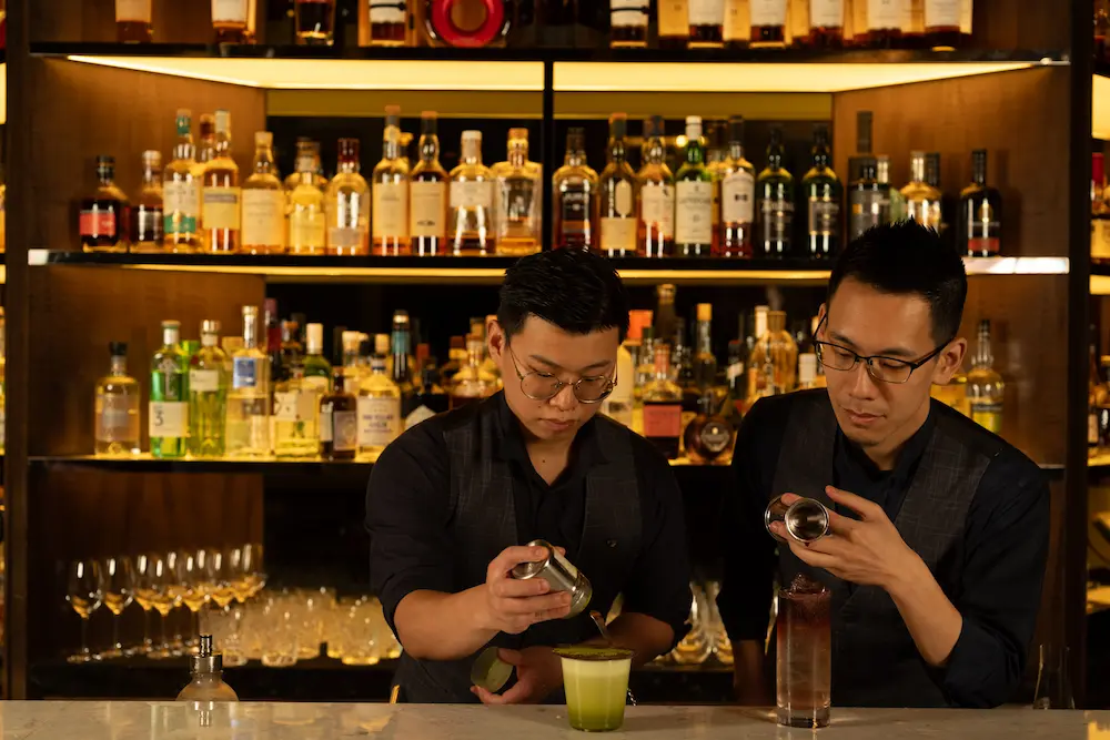 「M.O. Bar」的風格調酒師Jeff及Andy亦發揮巧思，於活動當晚同步推出一系列以台灣風土與情懷故事為主軸的靈感特調